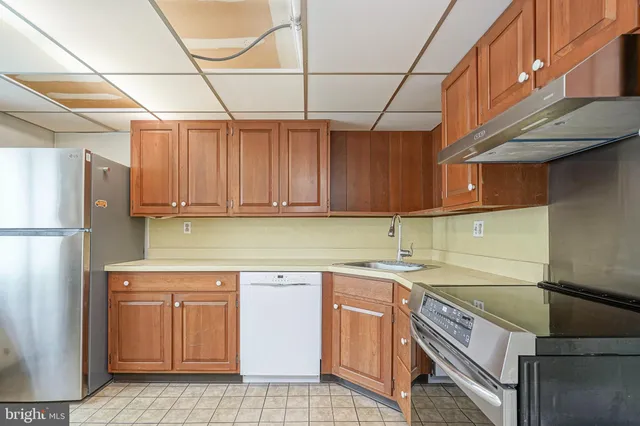 $285,000 | 4 West Close, Moorestown, NJ 08057