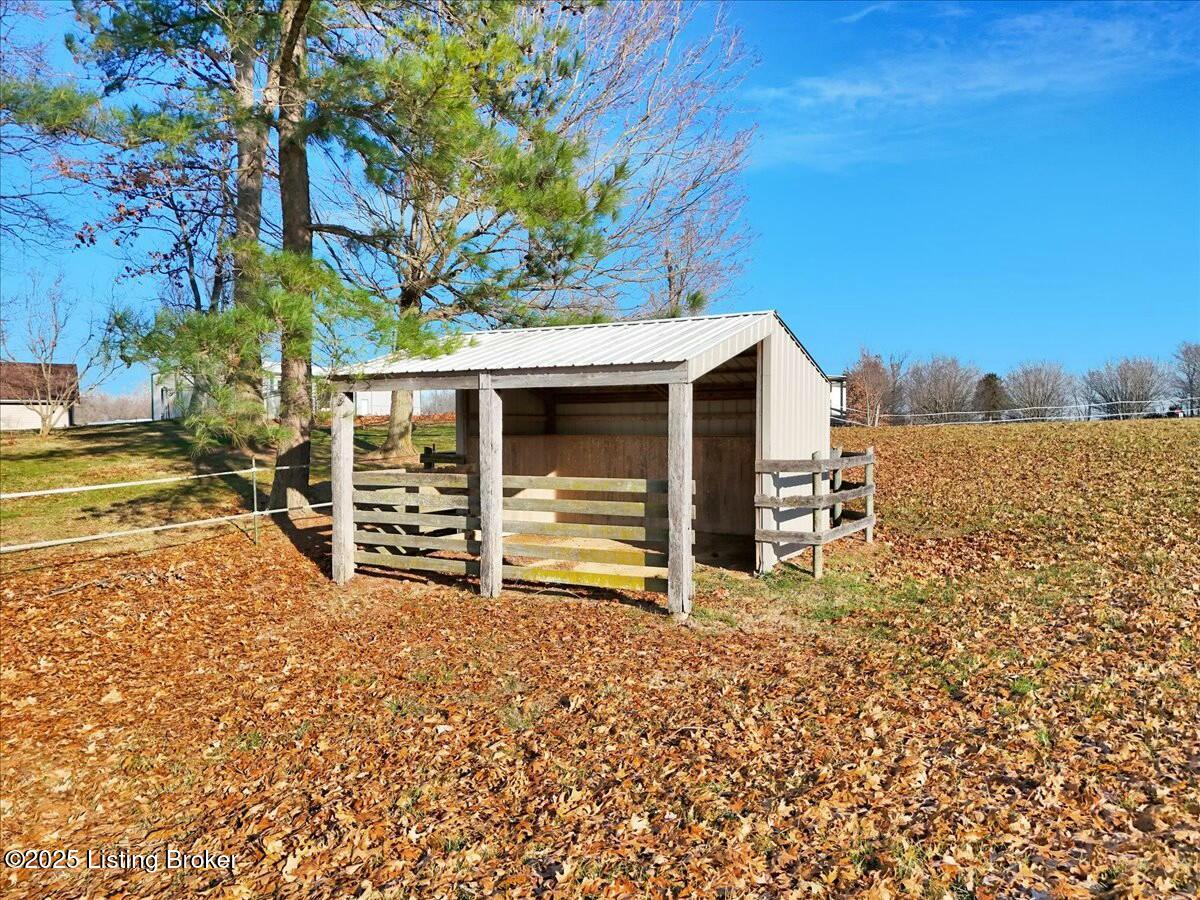 695 Smith Road Ekron, KY 40117 - Photo 46 of 60 Horse Shelter