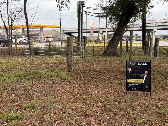 509 Krenek Road Crosby, TX 77532 - Photo 1 of 17 Next to Gas Station and Shopping Center