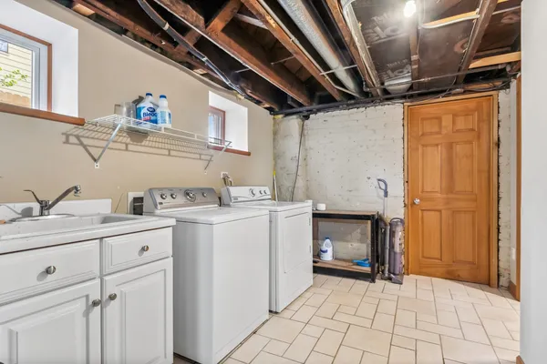 $1,450 | 403 South Hough Street, Unit LL, Barrington, IL 60010