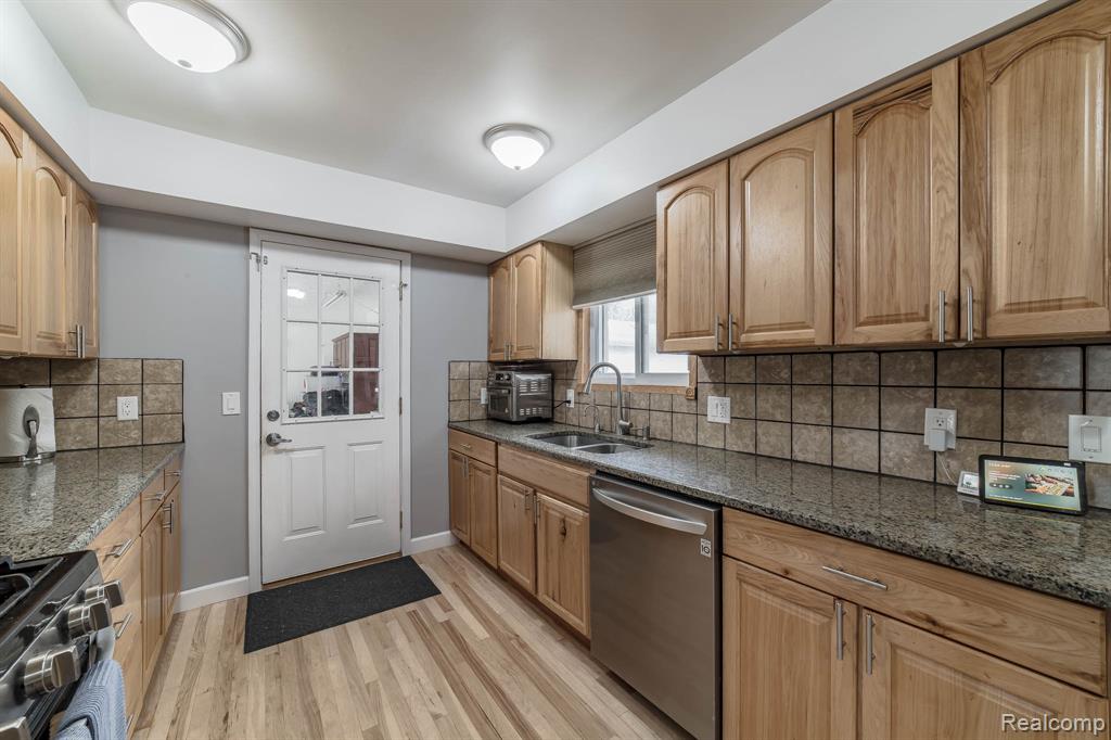 46555 Dequindre Road Rochester Hills, MI 48307 - Photo 24 of 67