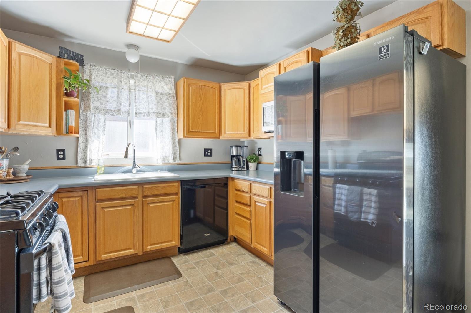 8671 Richard Road Denver, CO 80229 - Photo 9 of 22 Gallery Image 9