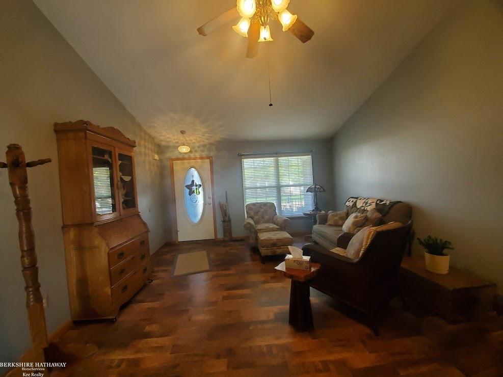 457 Newcastle Lane, Unit 42 Romeo, MI 48065 - Photo 3 of 21