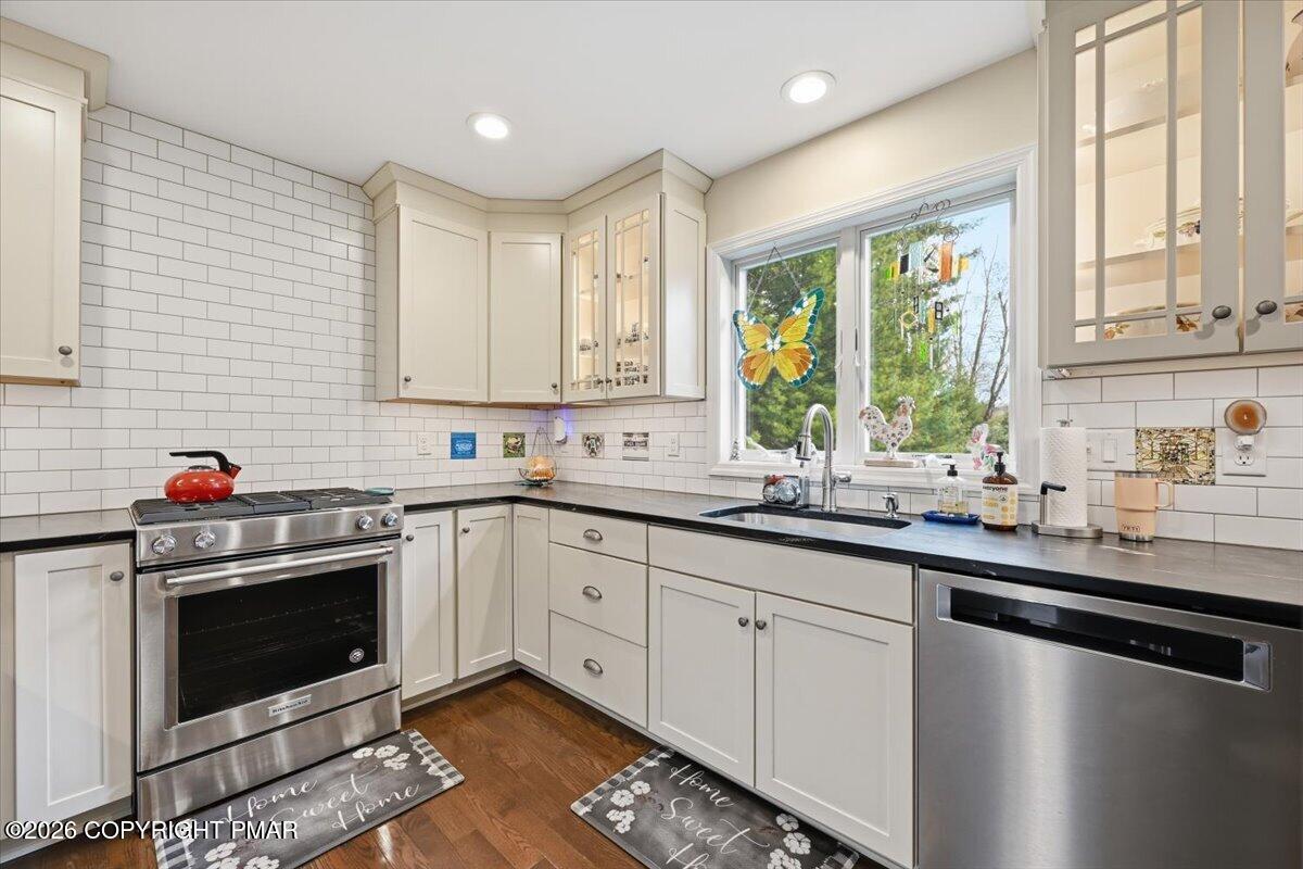 111 Spinnler Point Road Tafton, PA 18464 - Photo 48 of 148 049-046_DSC_3976