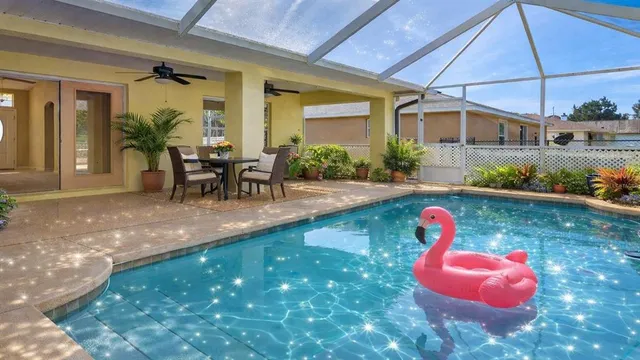 $330,000 | 13 Brownstone Lane, Palm Coast, FL 32137