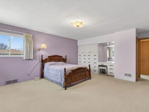 $295,000 | 1200 North May Street, Joliet, IL 60435