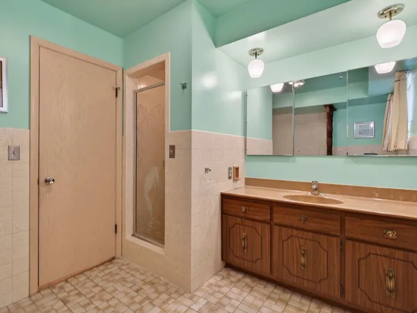 $295,000 | 1200 North May Street, Joliet, IL 60435