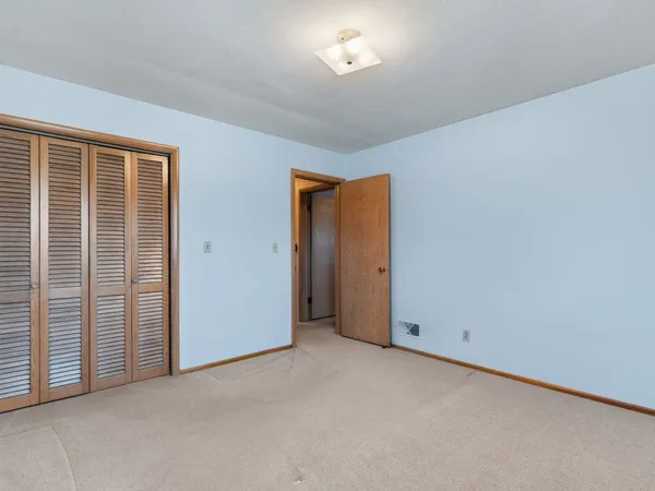 $295,000 | 1200 North May Street, Joliet, IL 60435