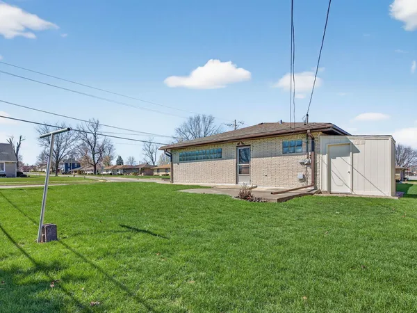 $295,000 | 1200 North May Street, Joliet, IL 60435