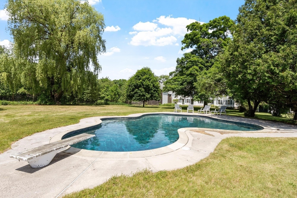 57 Old Mill Road Harvard, MA 01451 - Photo 4 of 42