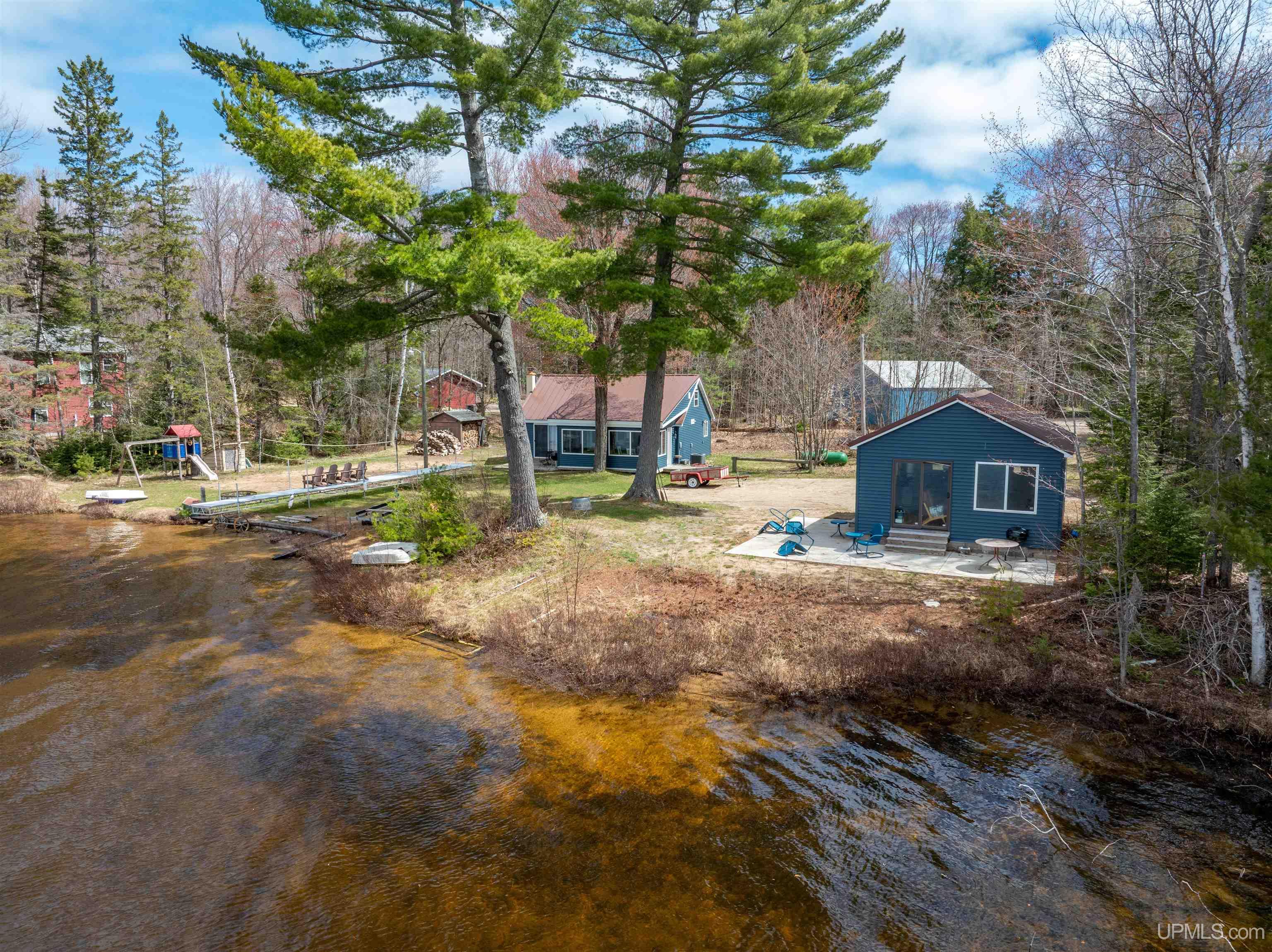 3865 Peninsula Point Road Munising, MI 49862 - Photo 10 of 88