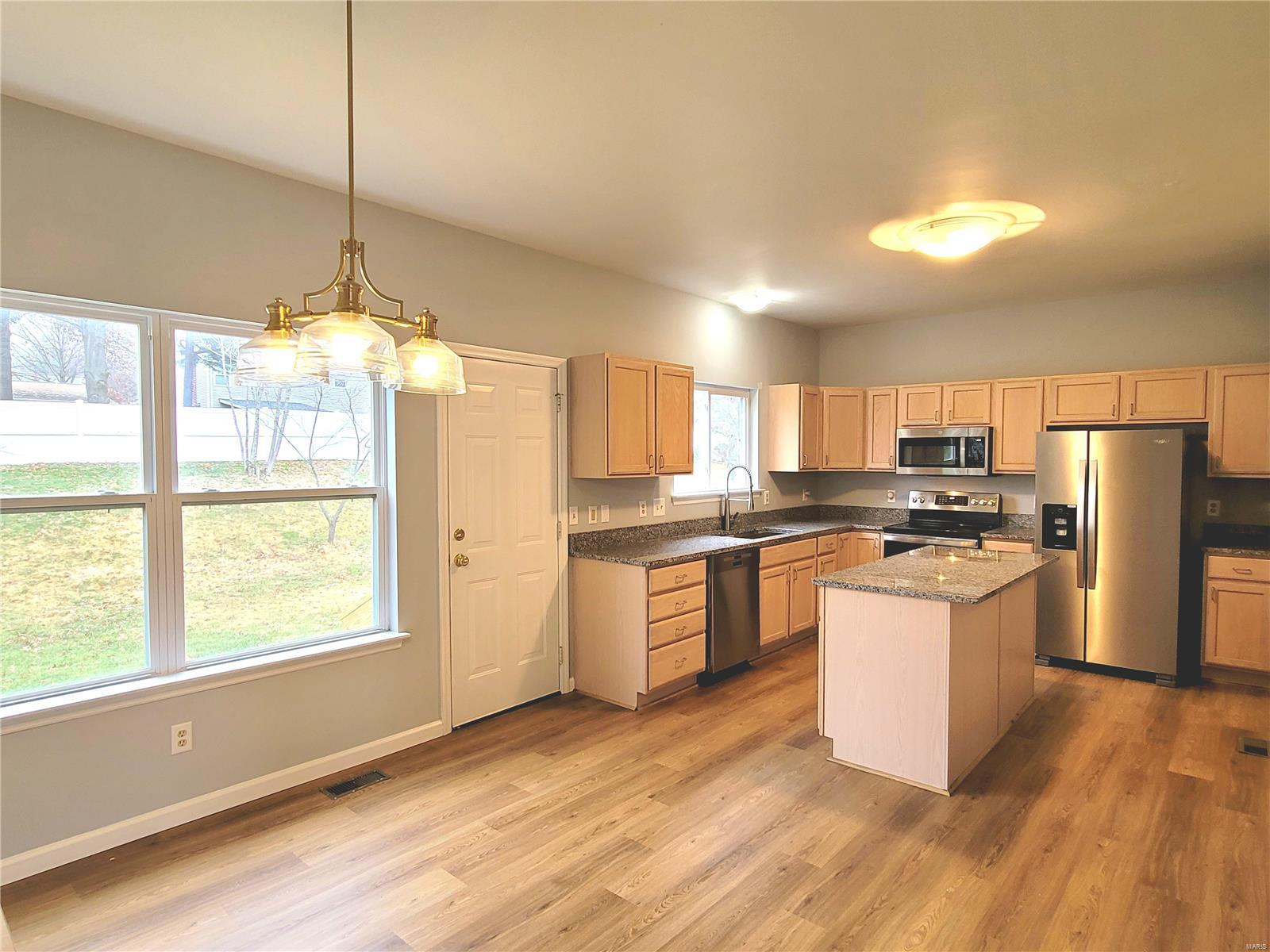 377 Remington Way Drive Ballwin, MO 63021 - Photo 14 of 46