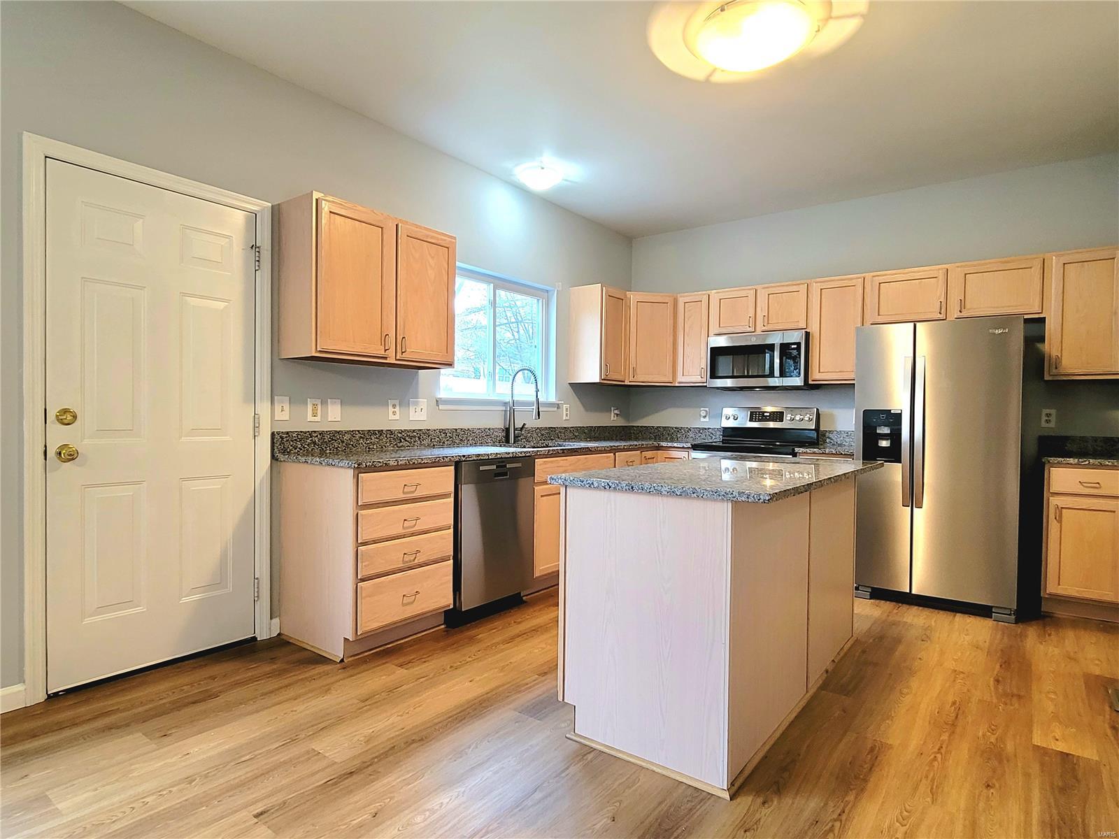 377 Remington Way Drive Ballwin, MO 63021 - Photo 15 of 46