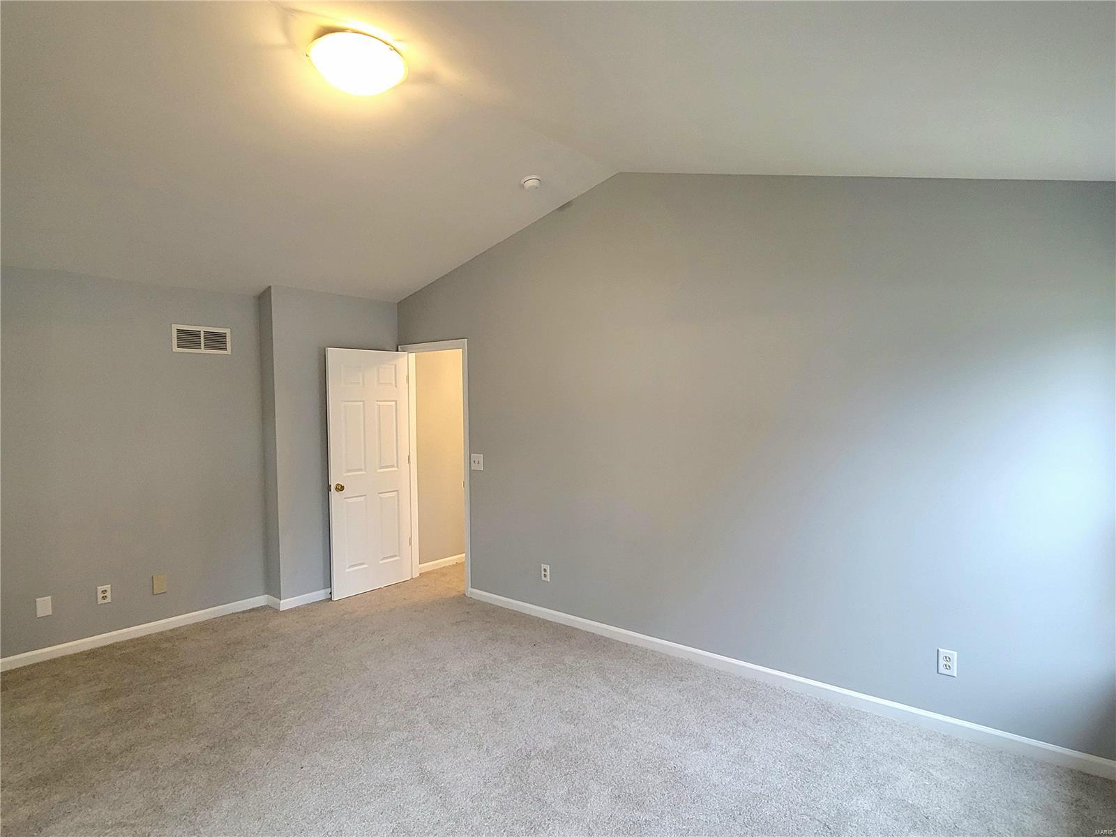 377 Remington Way Drive Ballwin, MO 63021 - Photo 31 of 46