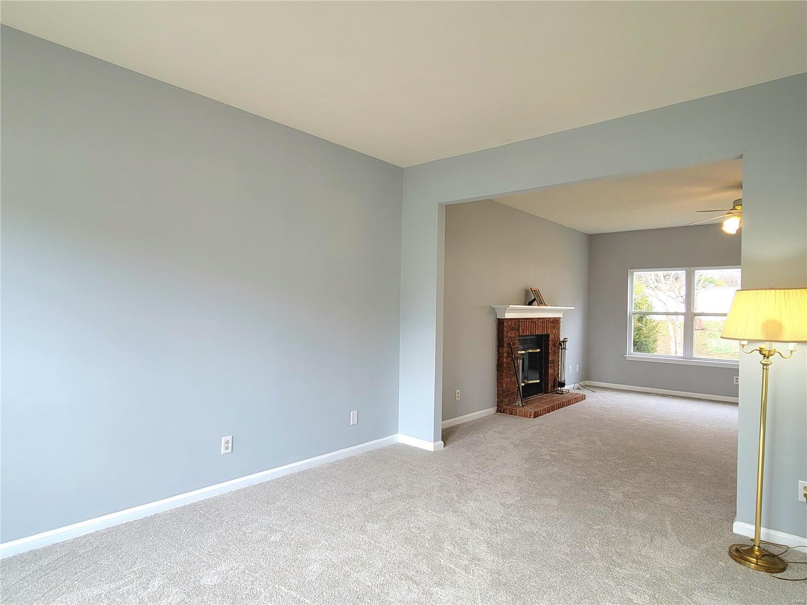 377 Remington Way Drive Ballwin, MO 63021 - Photo 8 of 46