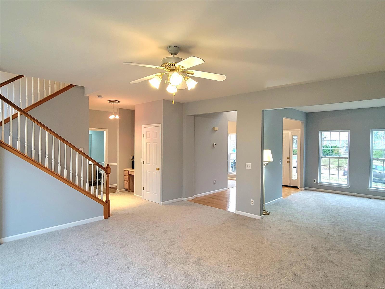 377 Remington Way Drive Ballwin, MO 63021 - Photo 9 of 46