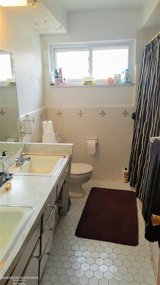29232 Ridgefield Avenue Warren, MI 48088 - Photo 14 of 23 31312461-13.JPG