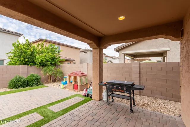 $2,500 | 5418 South Vincent, Mesa, AZ 85212