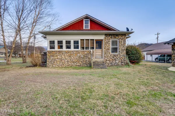 $219,900 | 1027 North Elm Avenue, Erwin, TN 37650