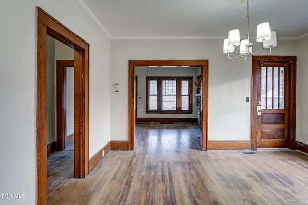 $219,900 | 1027 North Elm Avenue, Erwin, TN 37650