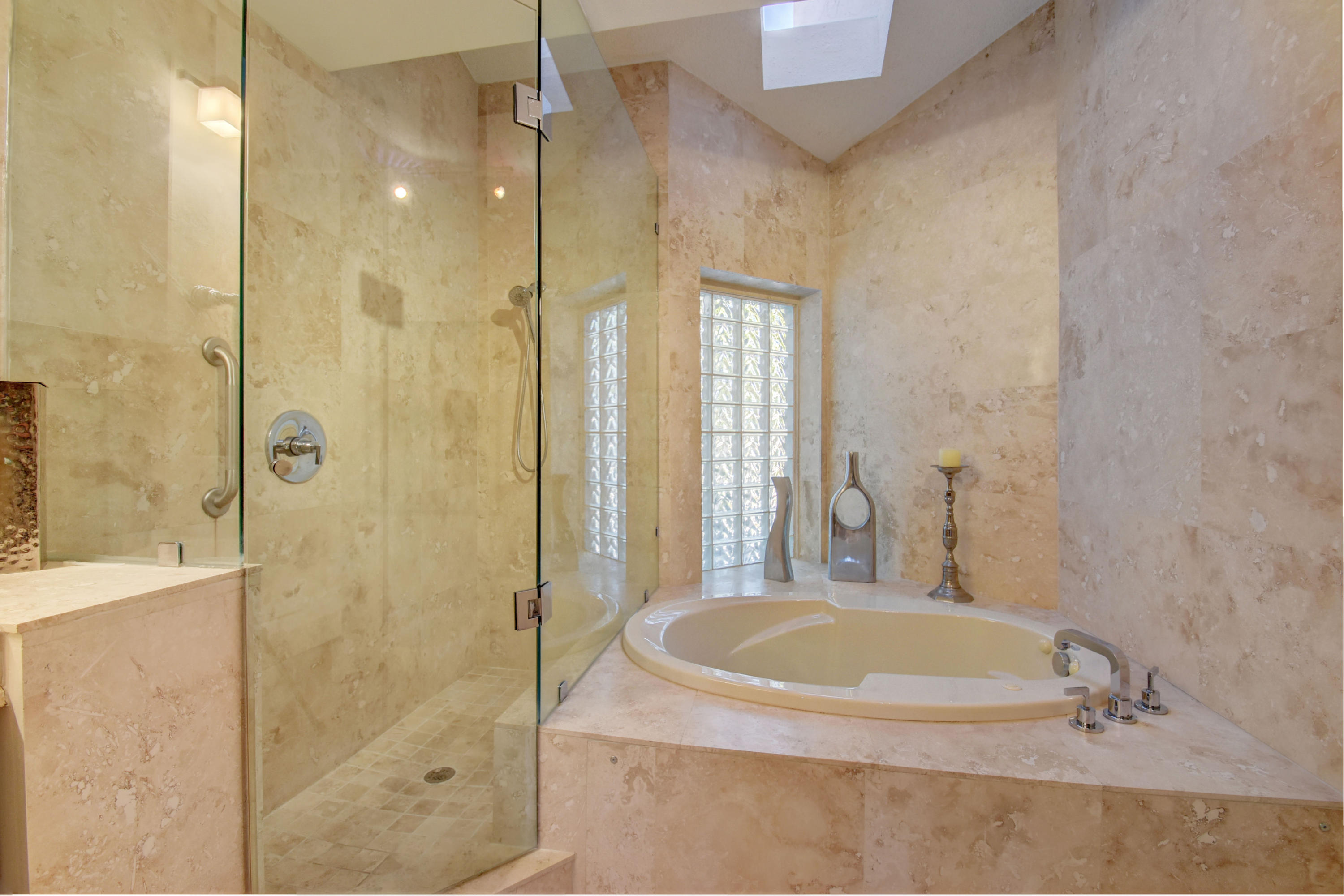 6766 Woodbridge Drive Boca Raton, FL 33434 - Photo 23 of 74 Virtuals1 (23)