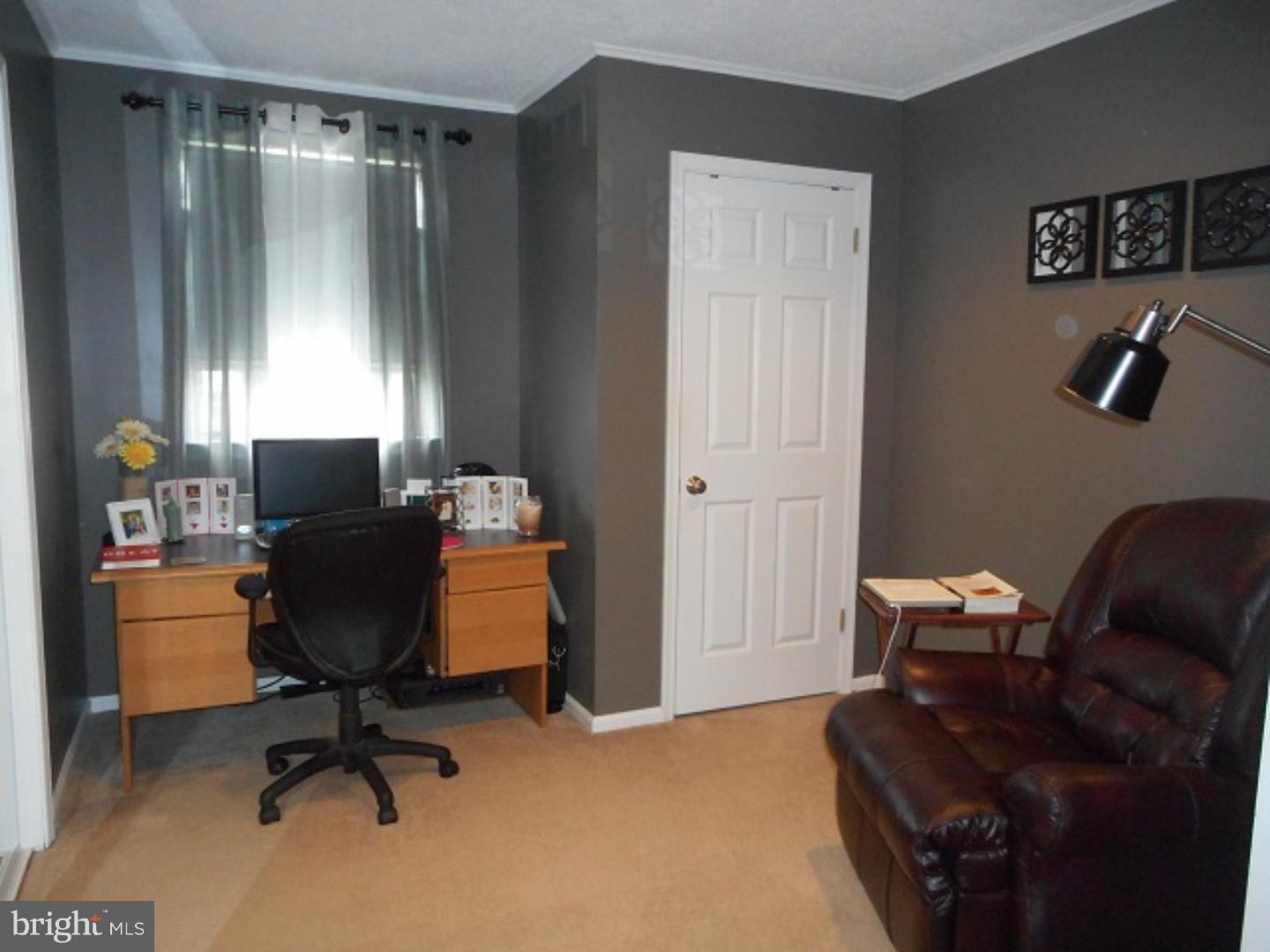 22 Dawn Road Levittown, PA 19056 - Photo 13 of 23 Master Bedroom