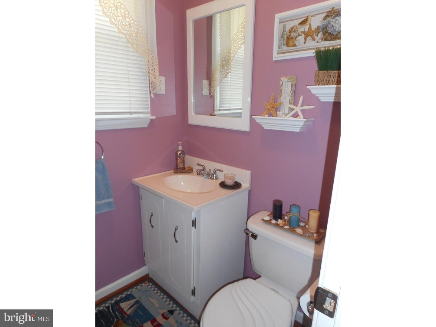 22 Dawn Road Levittown, PA 19056 - Photo 20 of 23 Half Bath