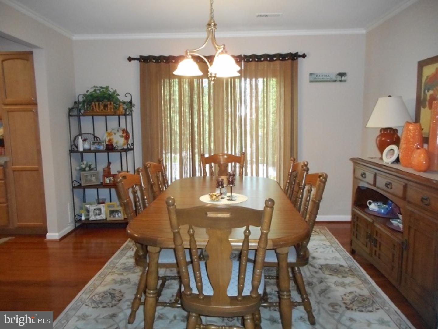 22 Dawn Road Levittown, PA 19056 - Photo 10 of 23 Gallery Image 10