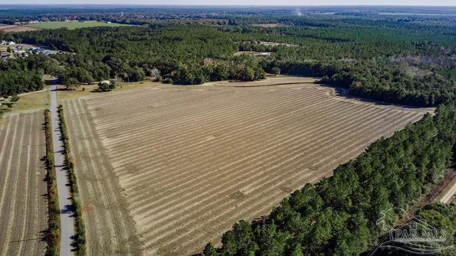 $69,000 | 10 Segrest Road, Pace, FL 32571