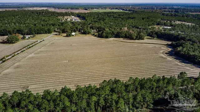 $69,000 | 10 Segrest Road, Pace, FL 32571