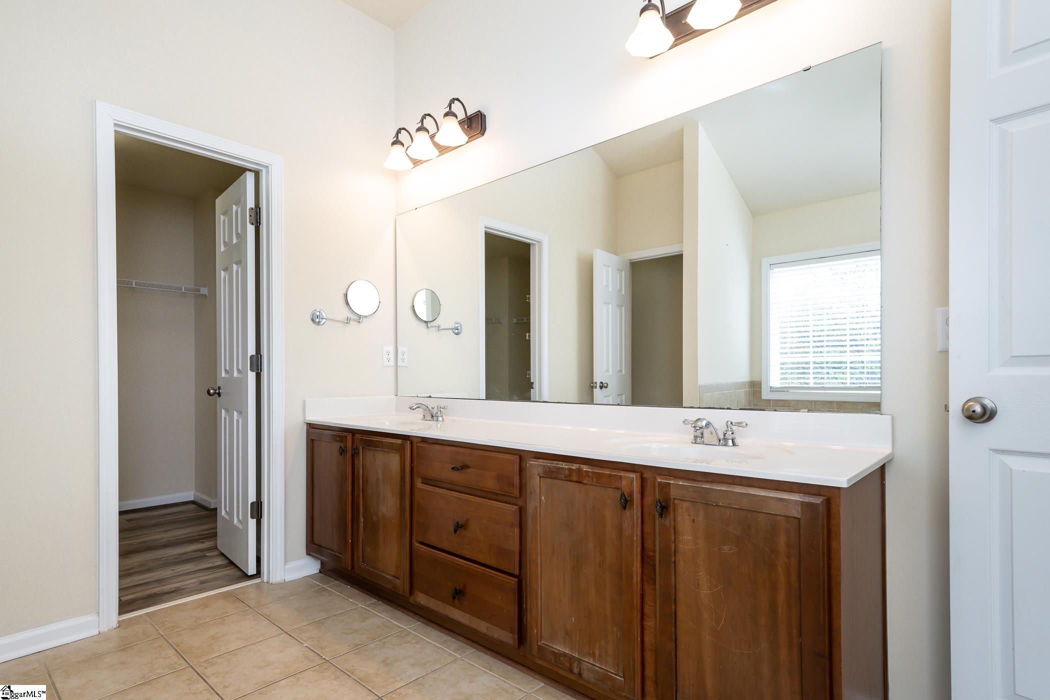 23 Deckers Way Greenville, SC 29607 - Photo 20 of 36