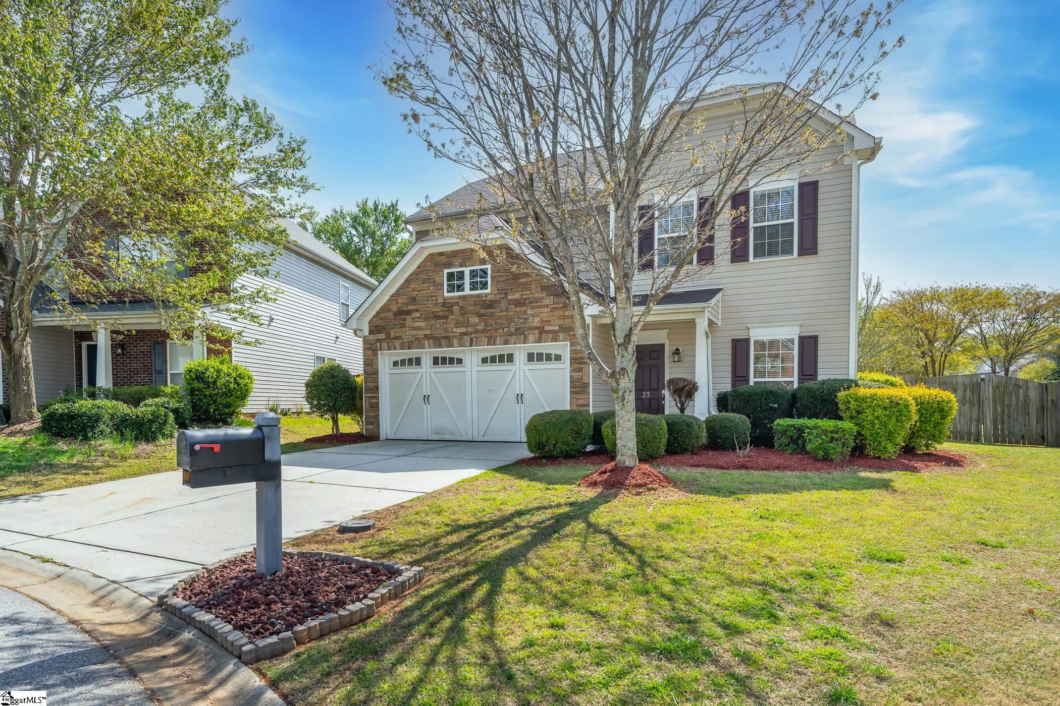 23 Deckers Way Greenville, SC 29607 - Photo 2 of 36