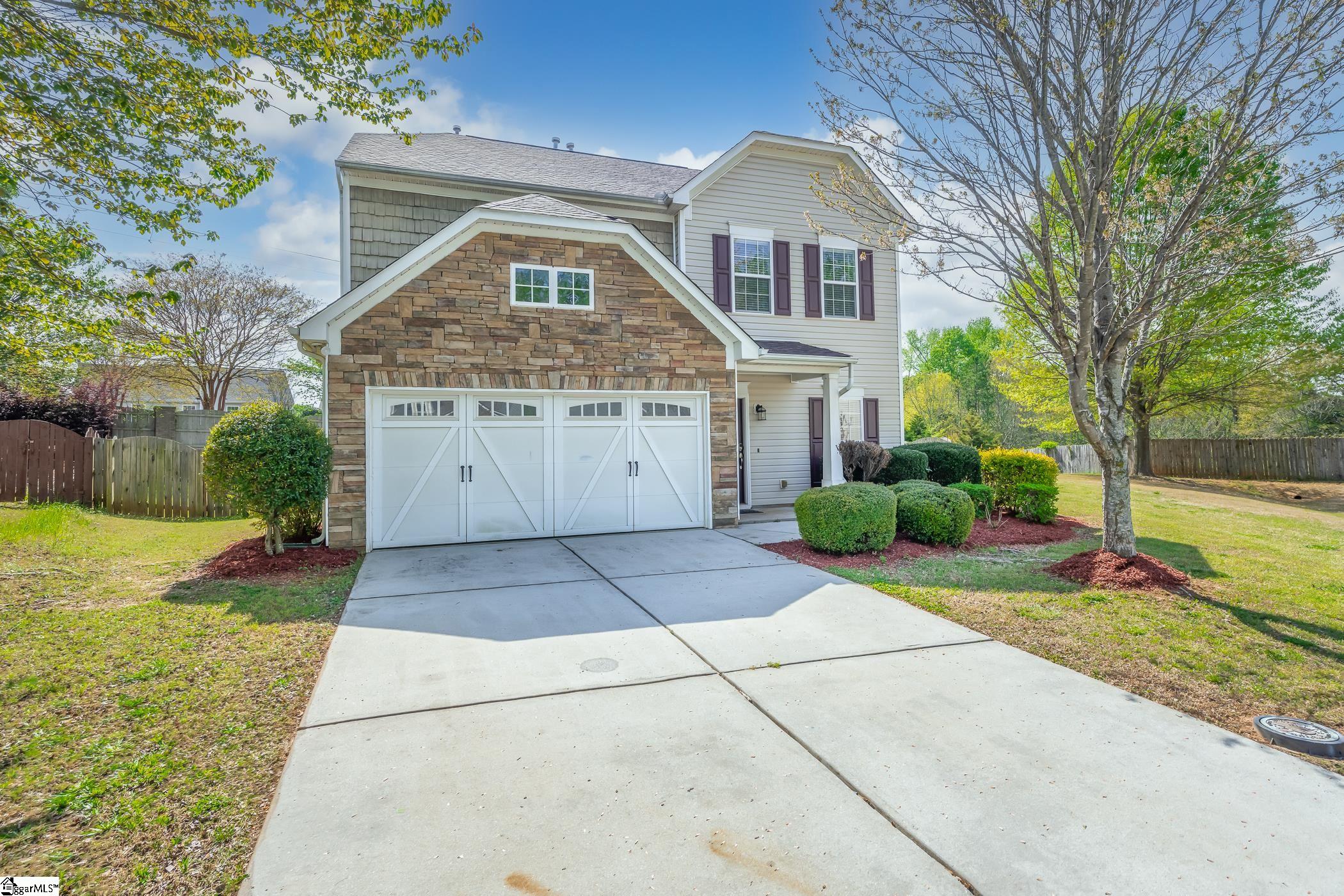 23 Deckers Way Greenville, SC 29607 - Photo 3 of 36