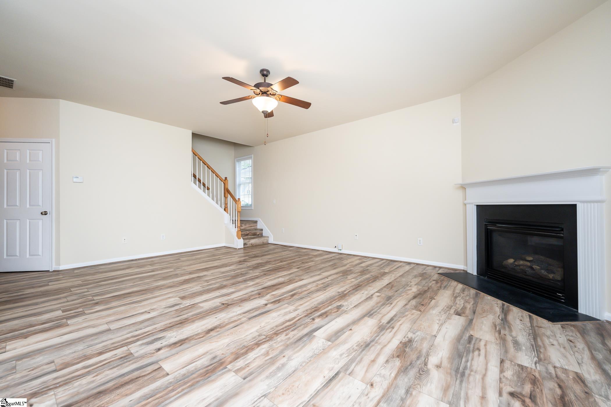 23 Deckers Way Greenville, SC 29607 - Photo 9 of 36