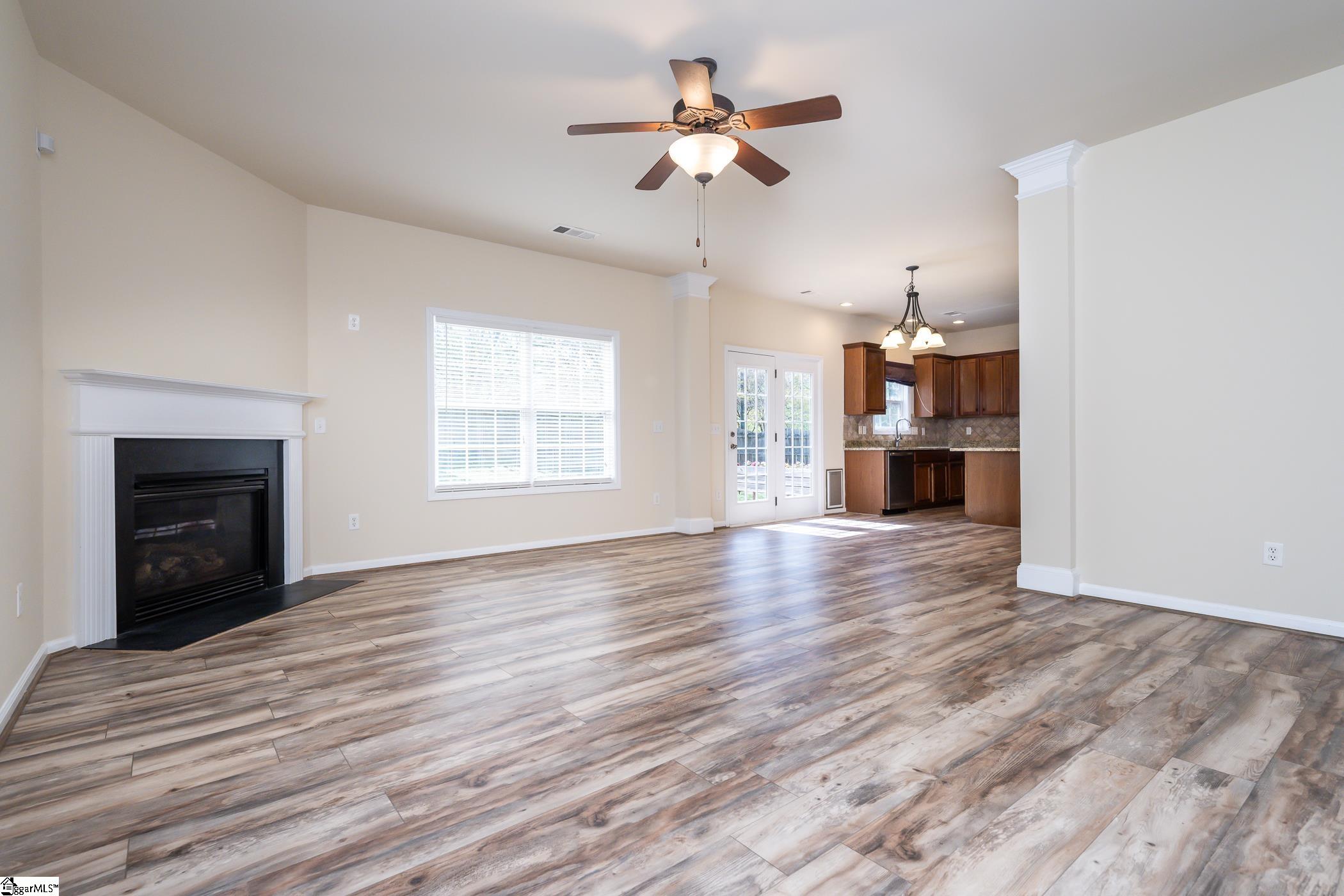 23 Deckers Way Greenville, SC 29607 - Photo 10 of 36