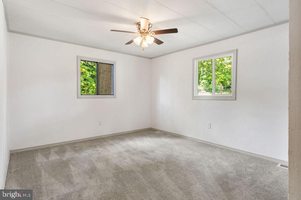 2 Patterson Avenue Windsor, PA 17366 - Photo 18 of 28