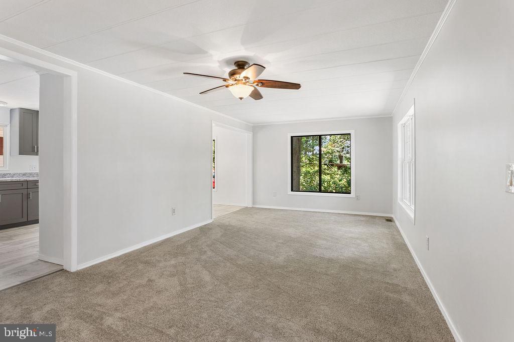 2 Patterson Avenue Windsor, PA 17366 - Photo 8 of 28