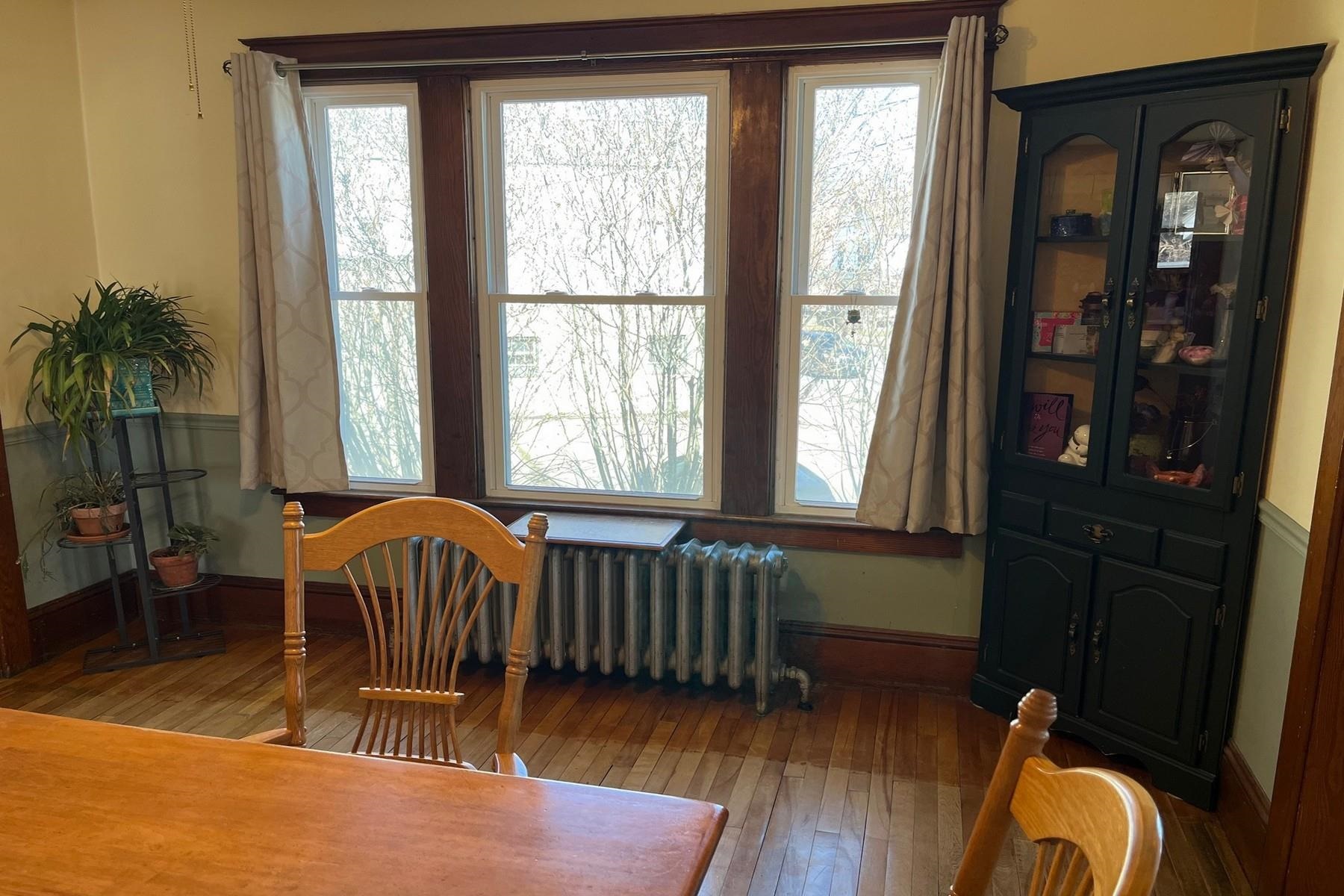 213 Columbian Avenue Rutland, VT 05701 - Photo 21 of 39