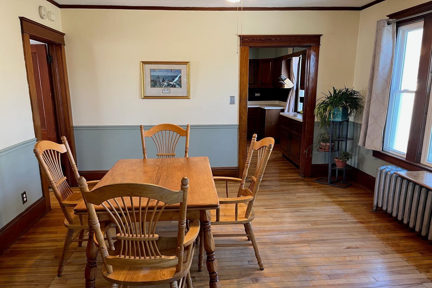 213 Columbian Avenue Rutland, VT 05701 - Photo 22 of 39