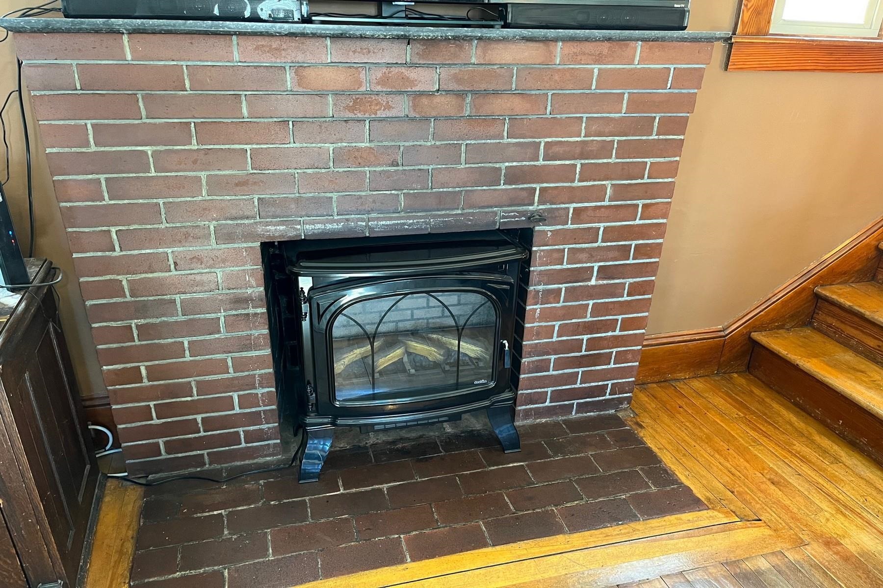 213 Columbian Avenue Rutland, VT 05701 - Photo 29 of 39