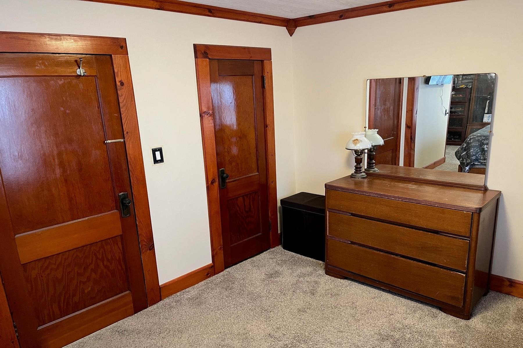 213 Columbian Avenue Rutland, VT 05701 - Photo 35 of 39