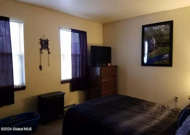 $1,500 | 24 Vosburgh Road, Poestenkill, NY 12018