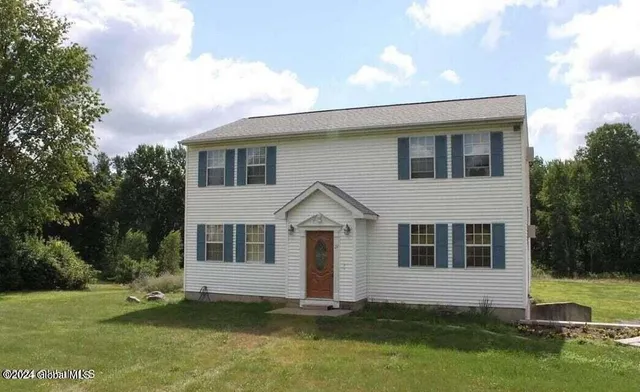 $1,500 | 24 Vosburgh Road, Poestenkill, NY 12018
