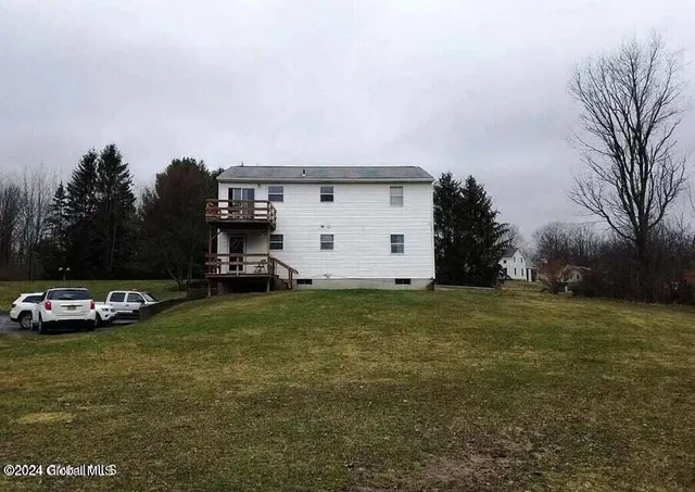 $1,500 | 24 Vosburgh Road, Poestenkill, NY 12018