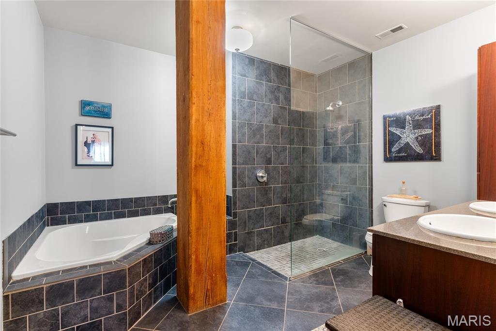 1015 Washington Avenue, Unit 304 St. Louis, MO 63101 - Photo 21 of 32