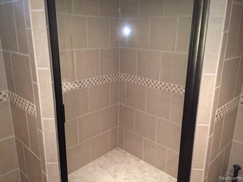 3480 Eastham Road Dearborn, MI 48120 - Photo 40 of 75 35.jpg