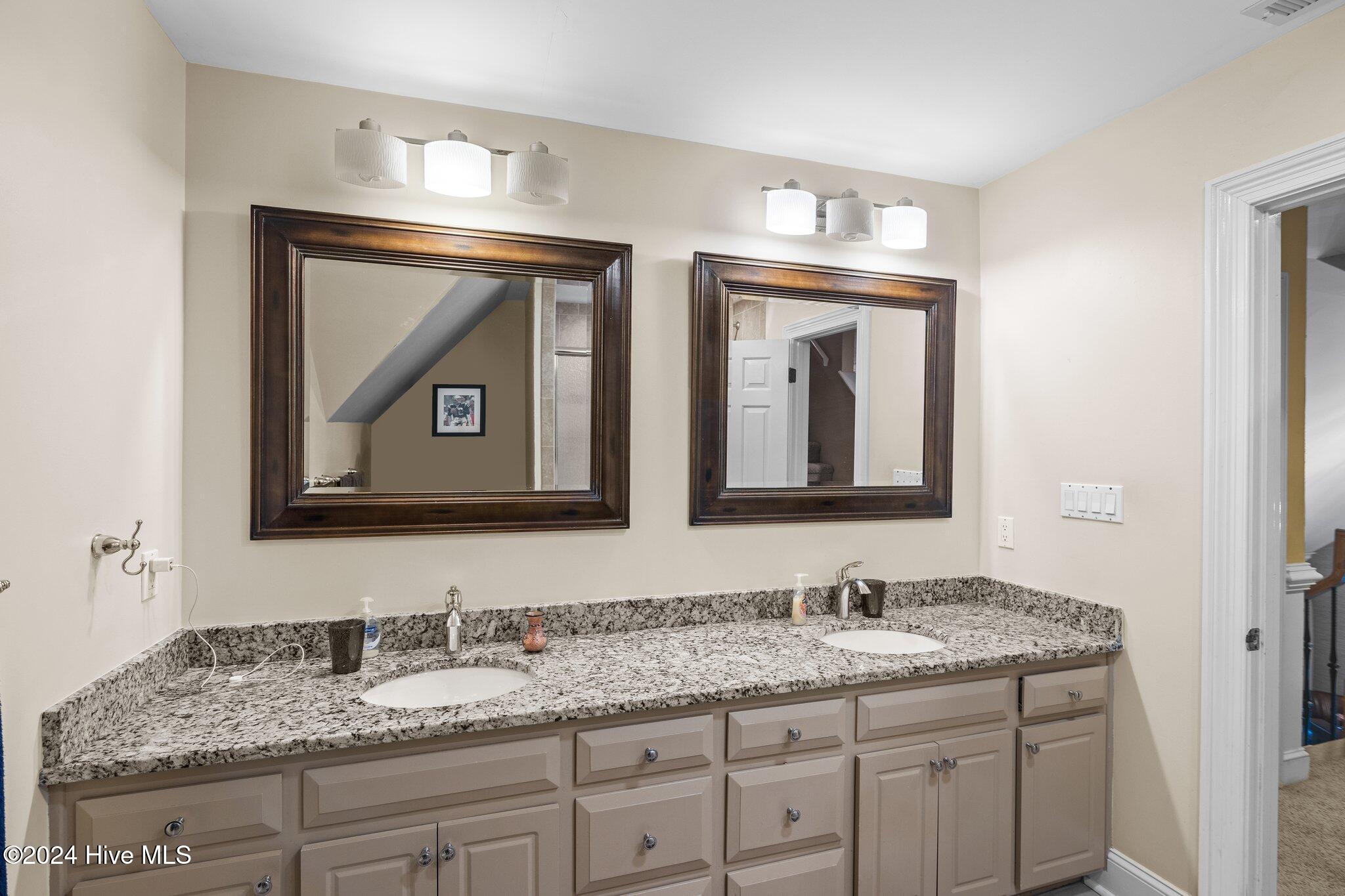 200 Castle Ridge Road New Bern, NC 28562 - Photo 46 of 58 21-web-or-mls-BLS_0018