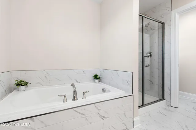 $949,000 | 29 Tasha Lane, Howell, NJ 07731