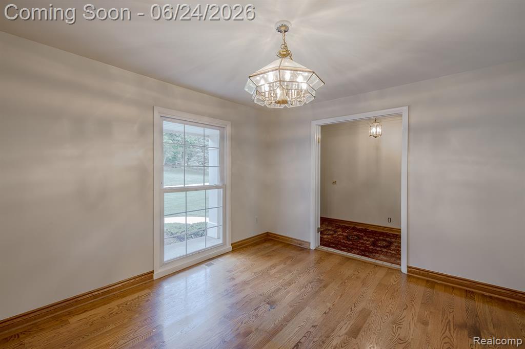 710 Basswood Drive Rochester Hills, MI 48309 - Photo 10 of 42