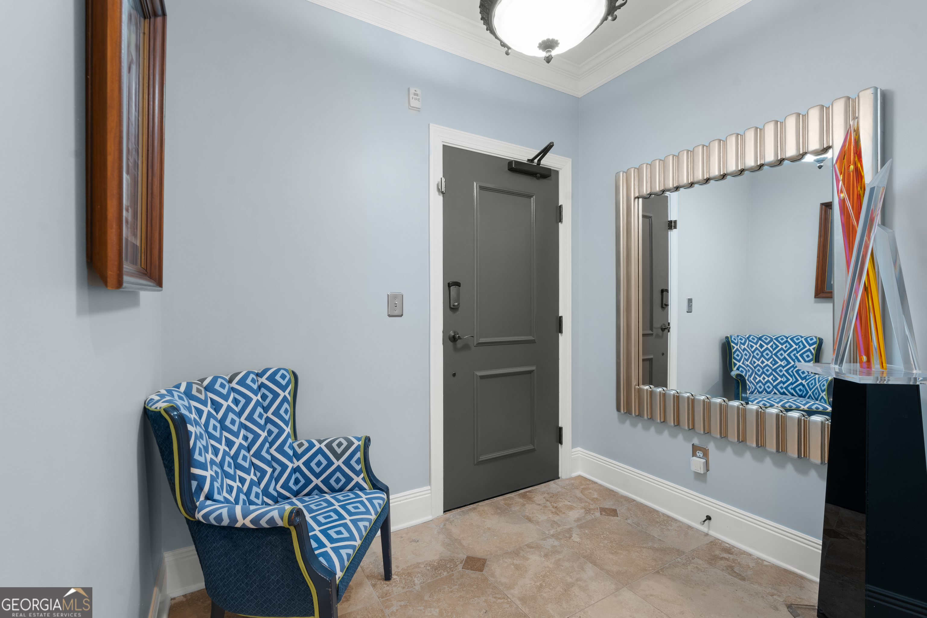 165 West Bay Street, Unit 402W Savannah, GA 31401 - Photo 3 of 37 a view of a hallway with windows and entryway